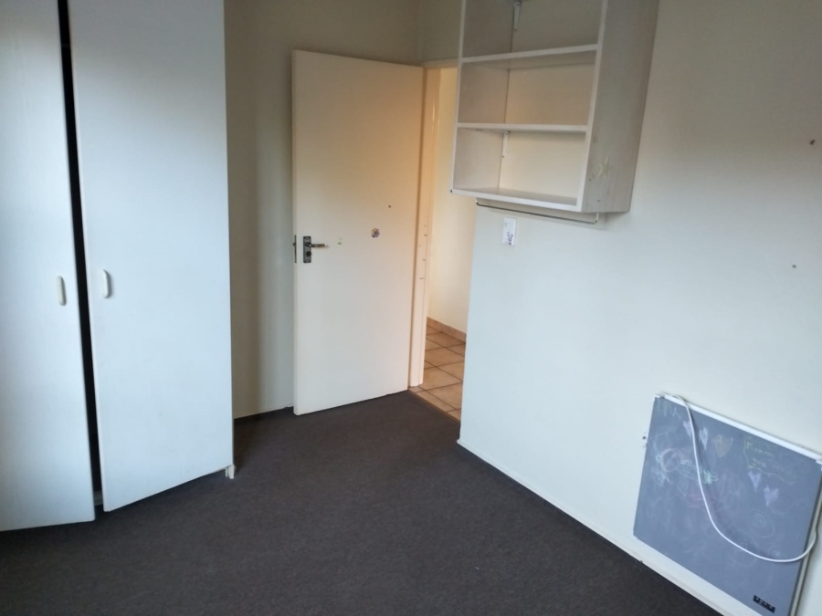 To Let 2 Bedroom Property for Rent in Radiokop Gauteng