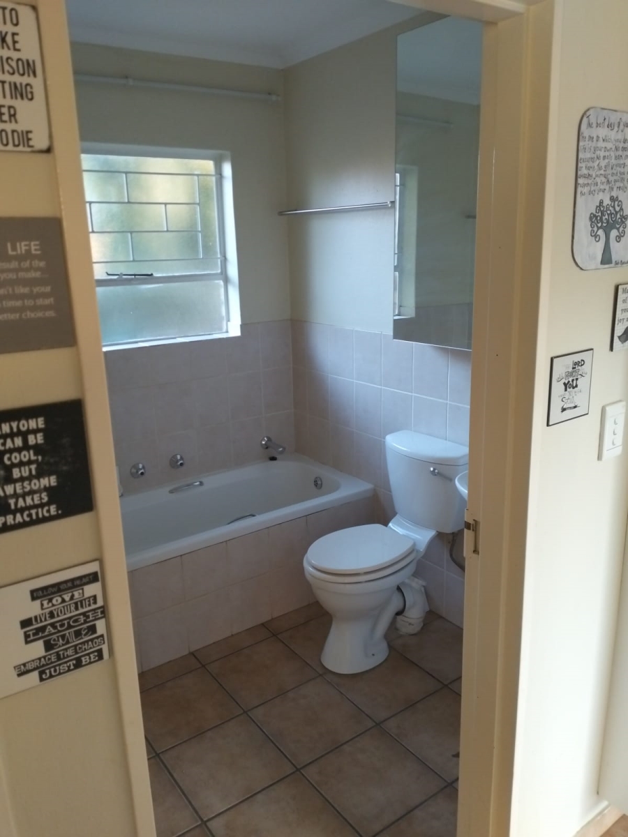 To Let 2 Bedroom Property for Rent in Radiokop Gauteng
