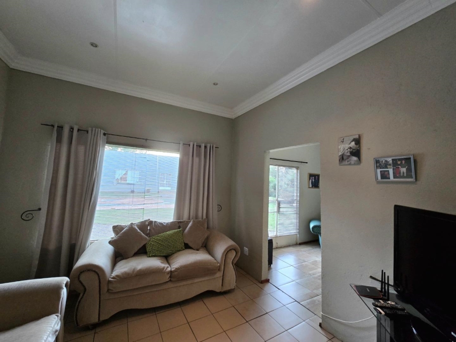 13 Bedroom Property for Sale in Golf View Gauteng