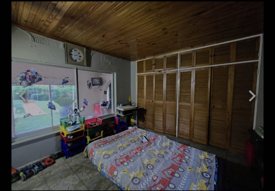 13 Bedroom Property for Sale in Golf View Gauteng