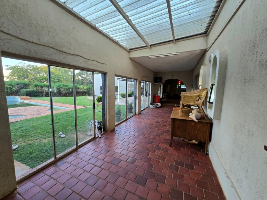 13 Bedroom Property for Sale in Golf View Gauteng