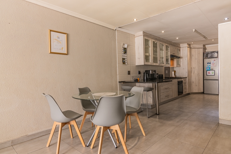 3 Bedroom Property for Sale in Florida Gauteng