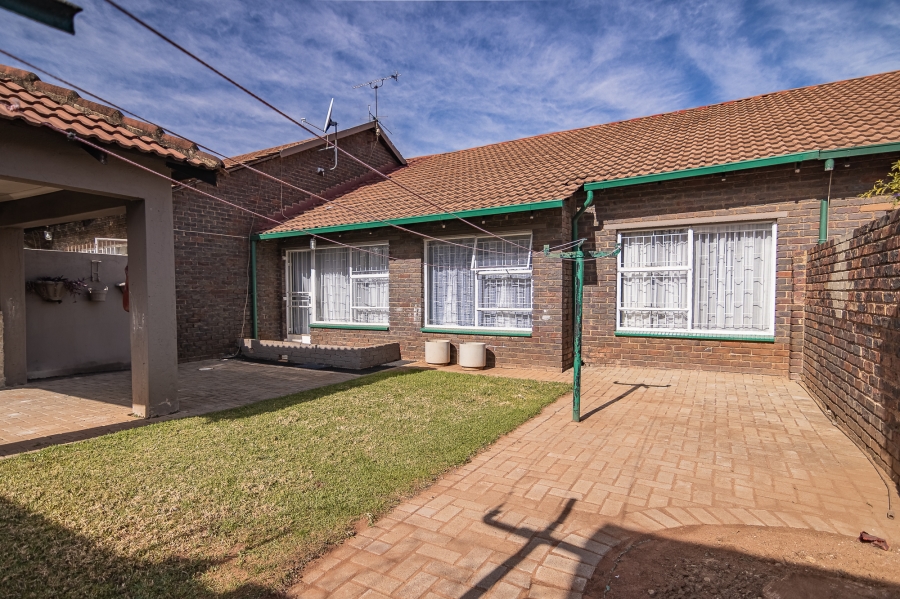 3 Bedroom Property for Sale in Florida Gauteng