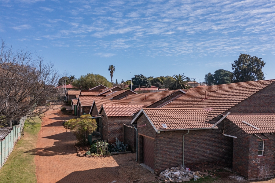 3 Bedroom Property for Sale in Florida Gauteng