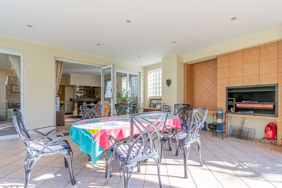 5 Bedroom Property for Sale in Houghton Estate Gauteng
