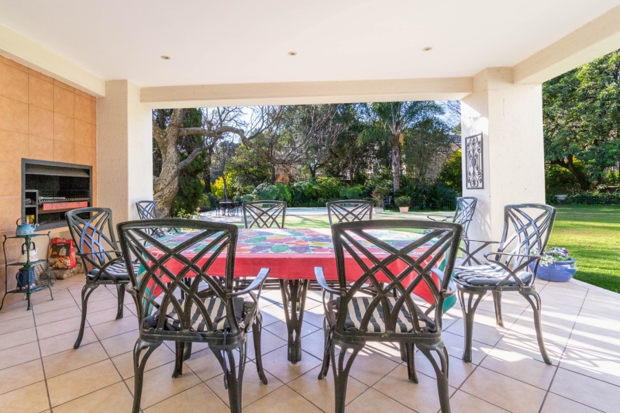 5 Bedroom Property for Sale in Houghton Estate Gauteng