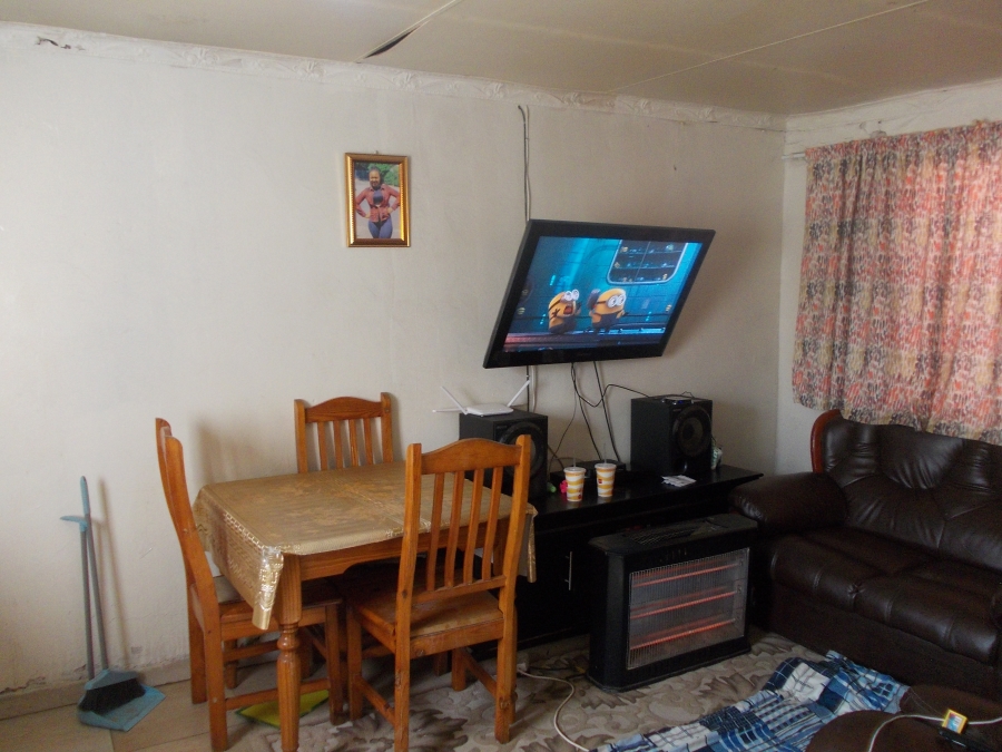 4 Bedroom Property for Sale in Bophelong Gauteng