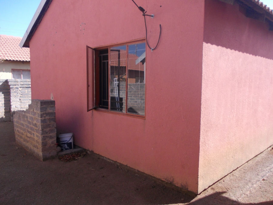 4 Bedroom Property for Sale in Golden Gardens Gauteng