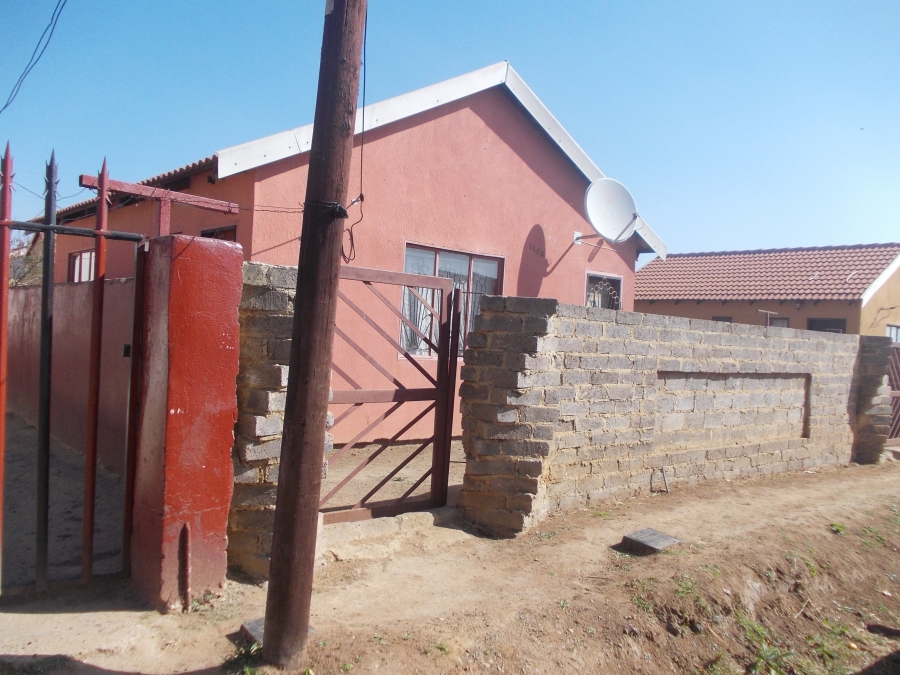 4 Bedroom Property for Sale in Golden Gardens Gauteng