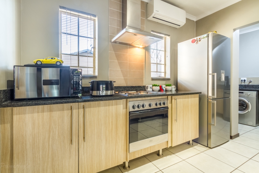 2 Bedroom Property for Sale in Equestria Gauteng