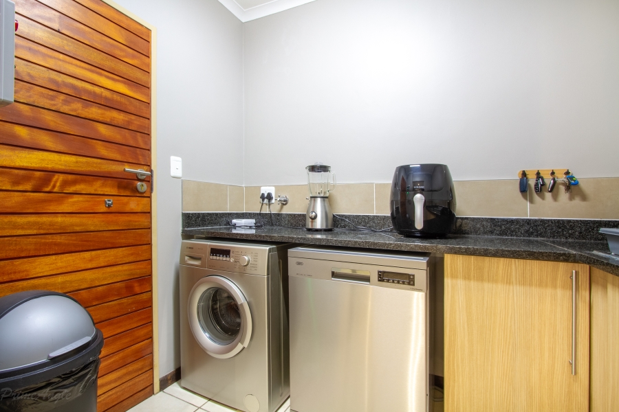 2 Bedroom Property for Sale in Equestria Gauteng
