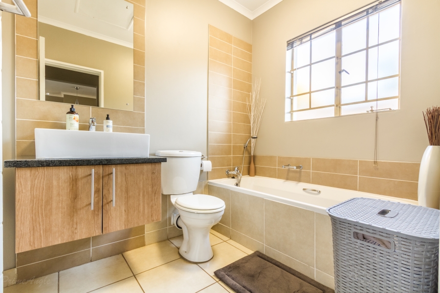 2 Bedroom Property for Sale in Equestria Gauteng