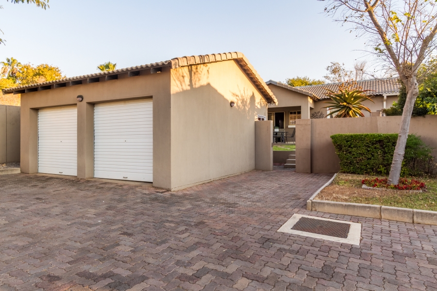 2 Bedroom Property for Sale in Equestria Gauteng