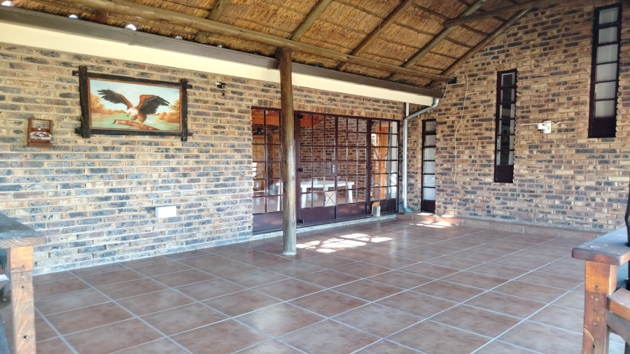 3 Bedroom Property for Sale in Vaaloewer Gauteng
