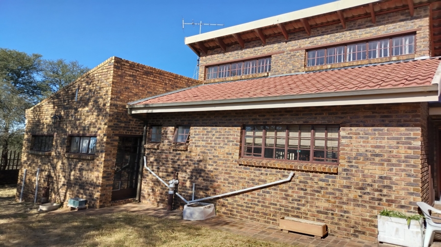 3 Bedroom Property for Sale in Vaaloewer Gauteng