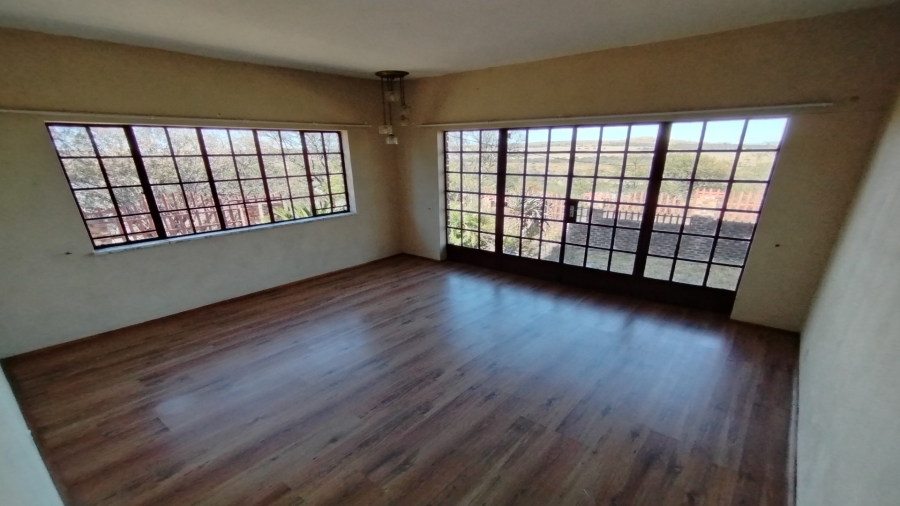 3 Bedroom Property for Sale in Vaaloewer Gauteng