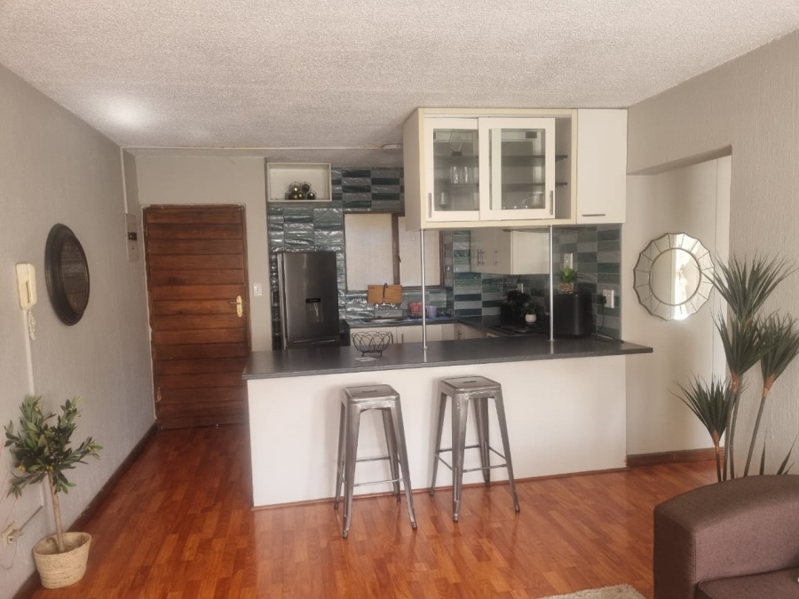 2 Bedroom Property for Sale in Weltevreden Park Gauteng