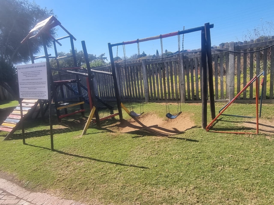 2 Bedroom Property for Sale in Weltevreden Park Gauteng