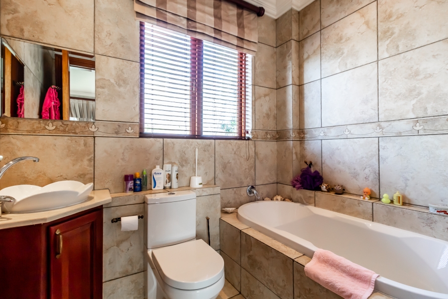 4 Bedroom Property for Sale in Montana Gauteng