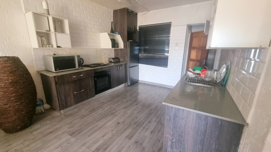 2 Bedroom Property for Sale in Vorna Valley Gauteng