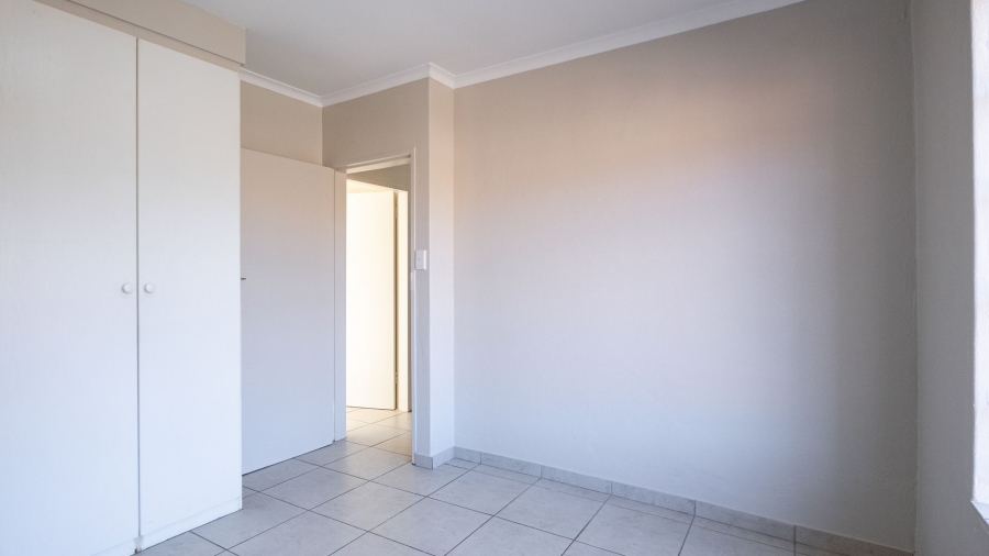 2 Bedroom Property for Sale in Sinoville Gauteng