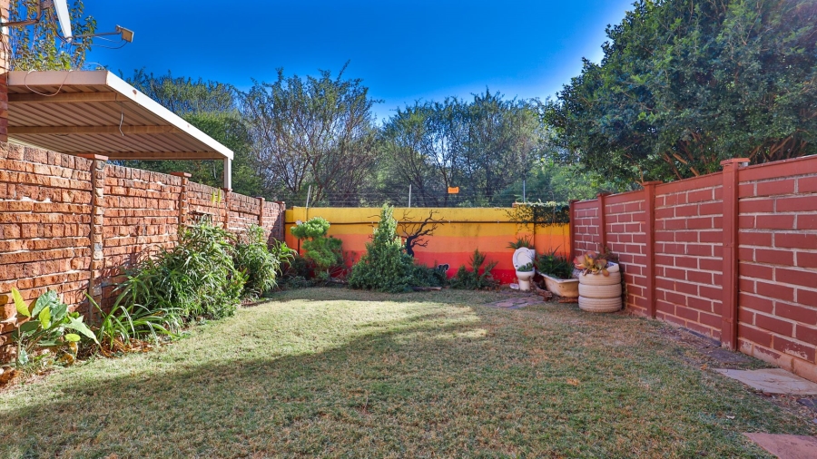 2 Bedroom Property for Sale in Sinoville Gauteng