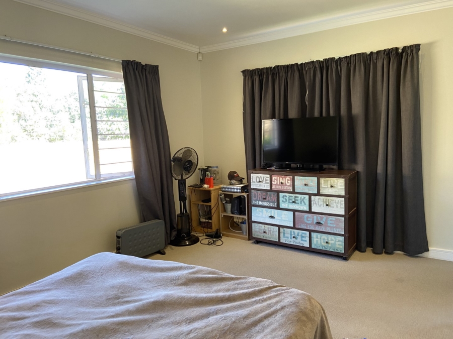 To Let 3 Bedroom Property for Rent in Linden Gauteng