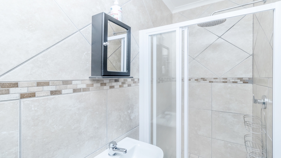 4 Bedroom Property for Sale in Florauna Gauteng