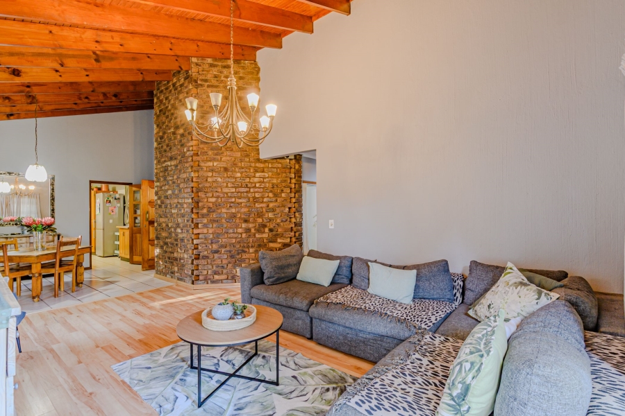 3 Bedroom Property for Sale in Garsfontein Gauteng
