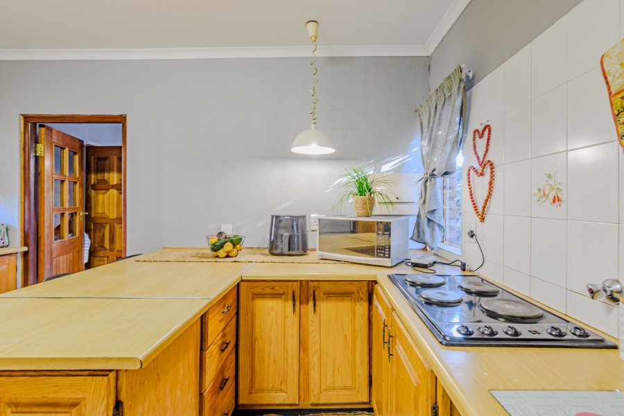 3 Bedroom Property for Sale in Garsfontein Gauteng