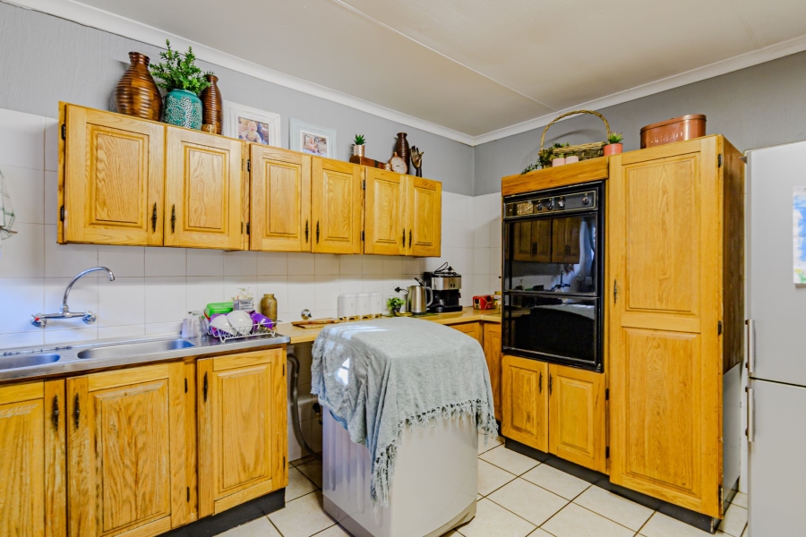 3 Bedroom Property for Sale in Garsfontein Gauteng