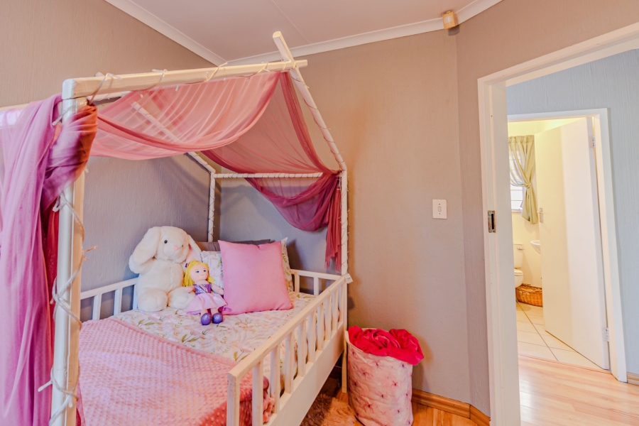 3 Bedroom Property for Sale in Garsfontein Gauteng