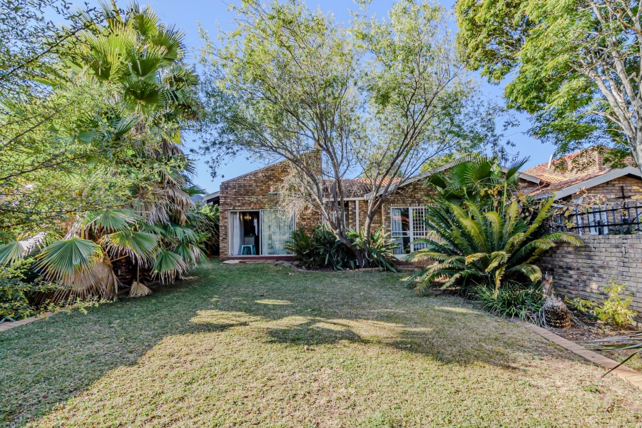 3 Bedroom Property for Sale in Garsfontein Gauteng
