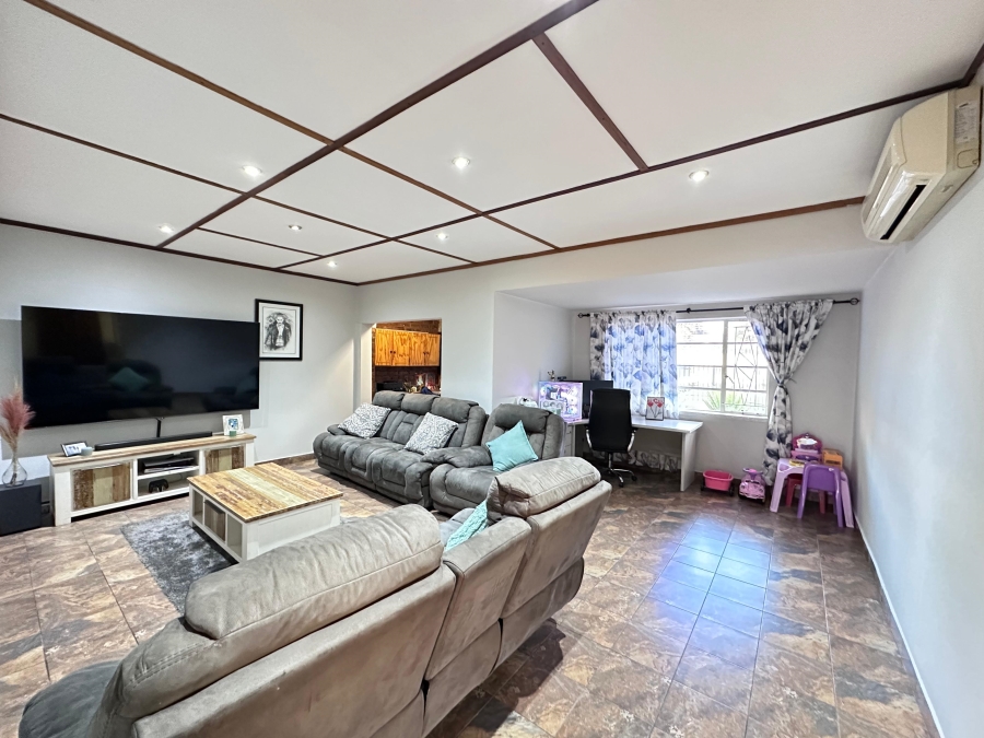3 Bedroom Property for Sale in Rietfontein Gauteng