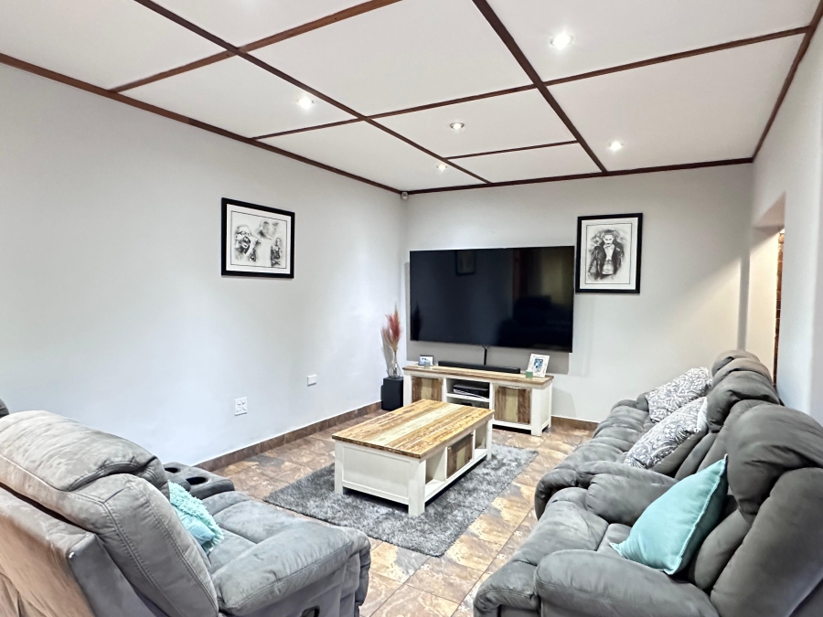 3 Bedroom Property for Sale in Rietfontein Gauteng