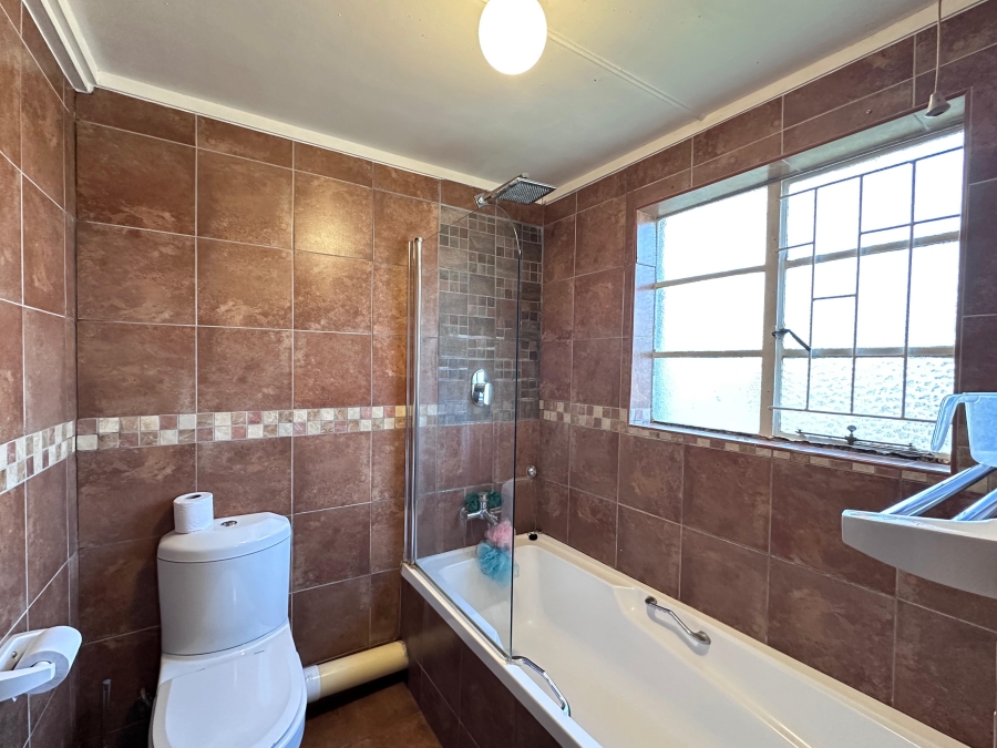 3 Bedroom Property for Sale in Rietfontein Gauteng