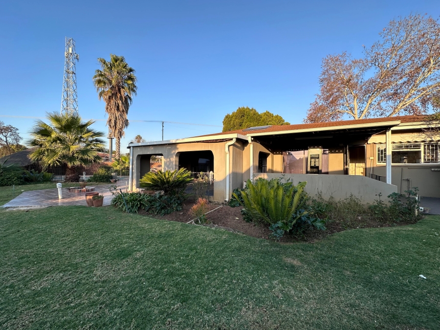 3 Bedroom Property for Sale in Rietfontein Gauteng