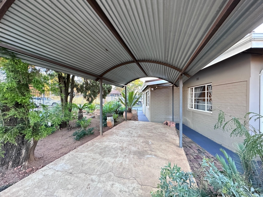 3 Bedroom Property for Sale in Rietfontein Gauteng
