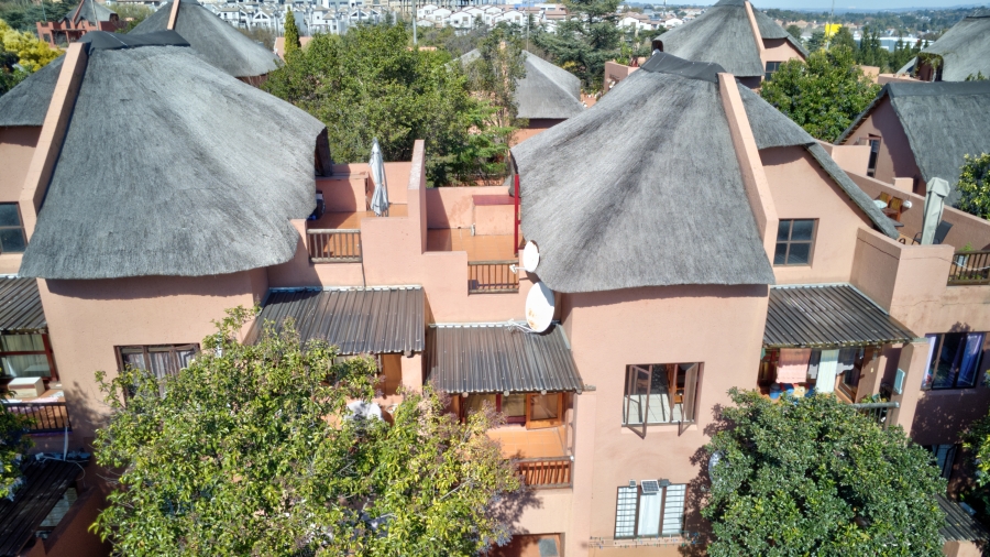 1 Bedroom Property for Sale in Sunninghill Gauteng