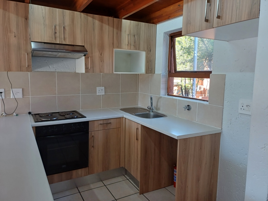 1 Bedroom Property for Sale in Sunninghill Gauteng