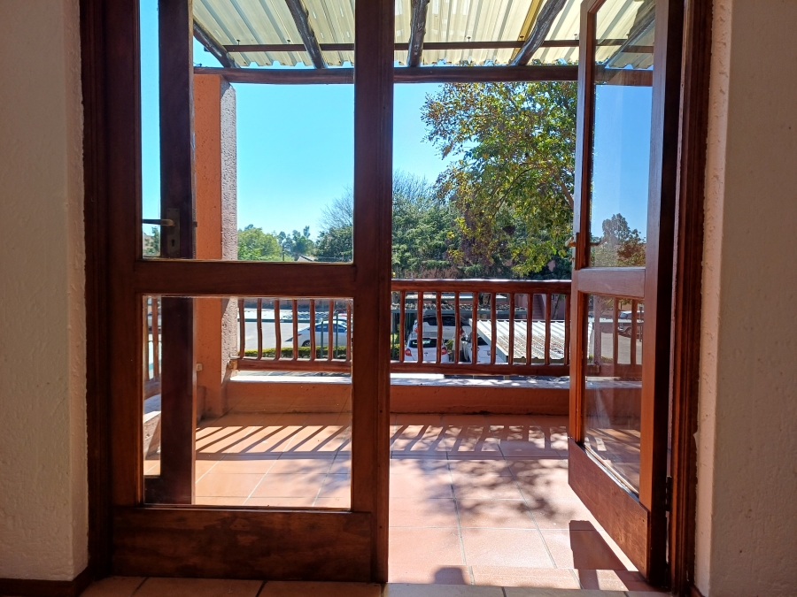 1 Bedroom Property for Sale in Sunninghill Gauteng