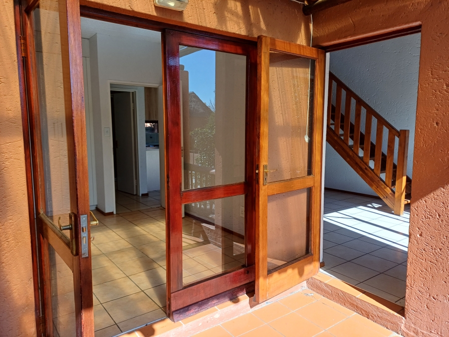1 Bedroom Property for Sale in Sunninghill Gauteng