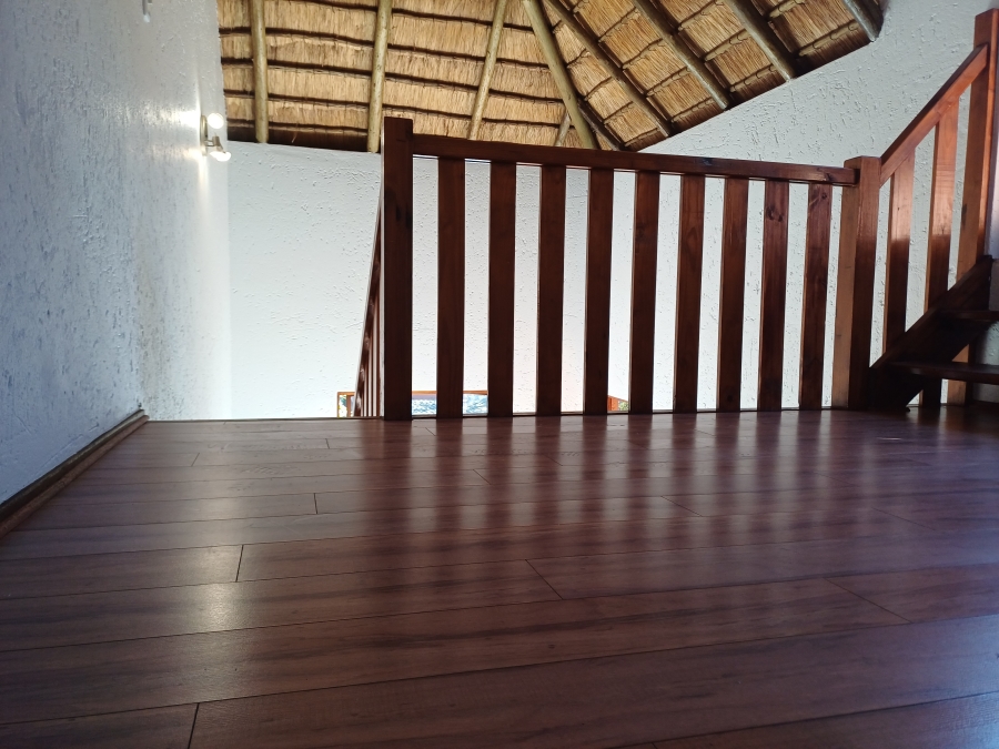 1 Bedroom Property for Sale in Sunninghill Gauteng