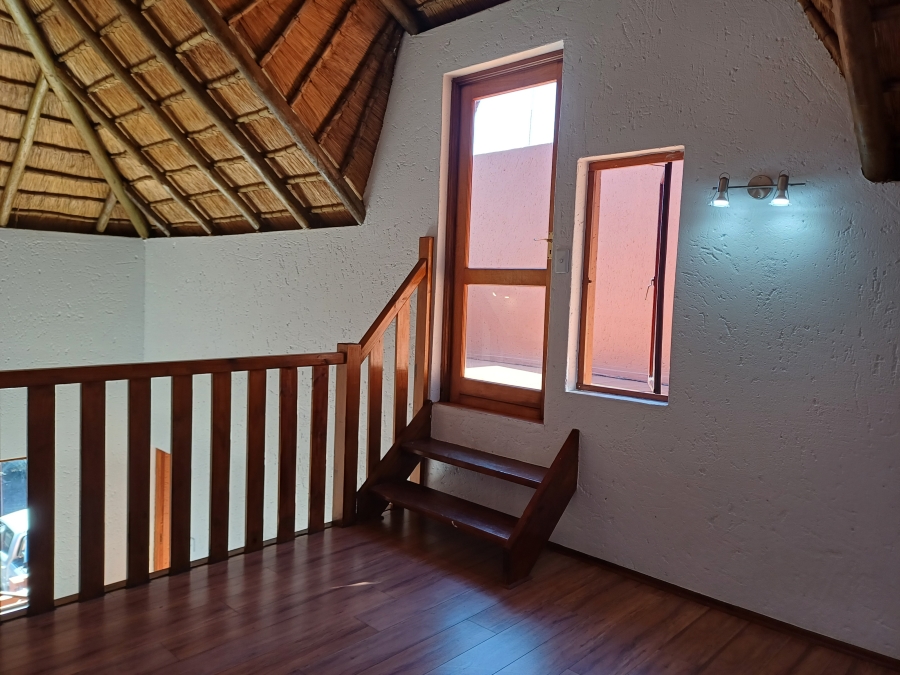 1 Bedroom Property for Sale in Sunninghill Gauteng
