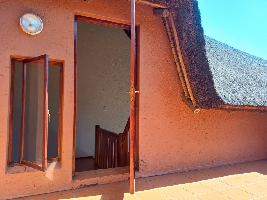 1 Bedroom Property for Sale in Sunninghill Gauteng