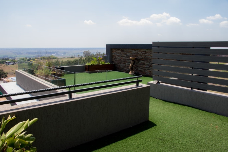 To Let 5 Bedroom Property for Rent in Eye of Africa Gauteng