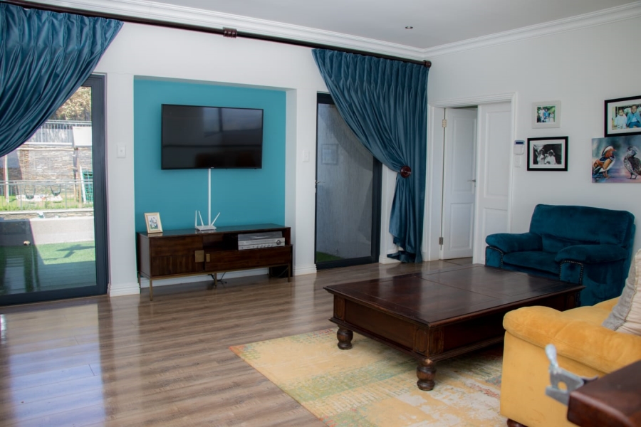 To Let 5 Bedroom Property for Rent in Eye of Africa Gauteng