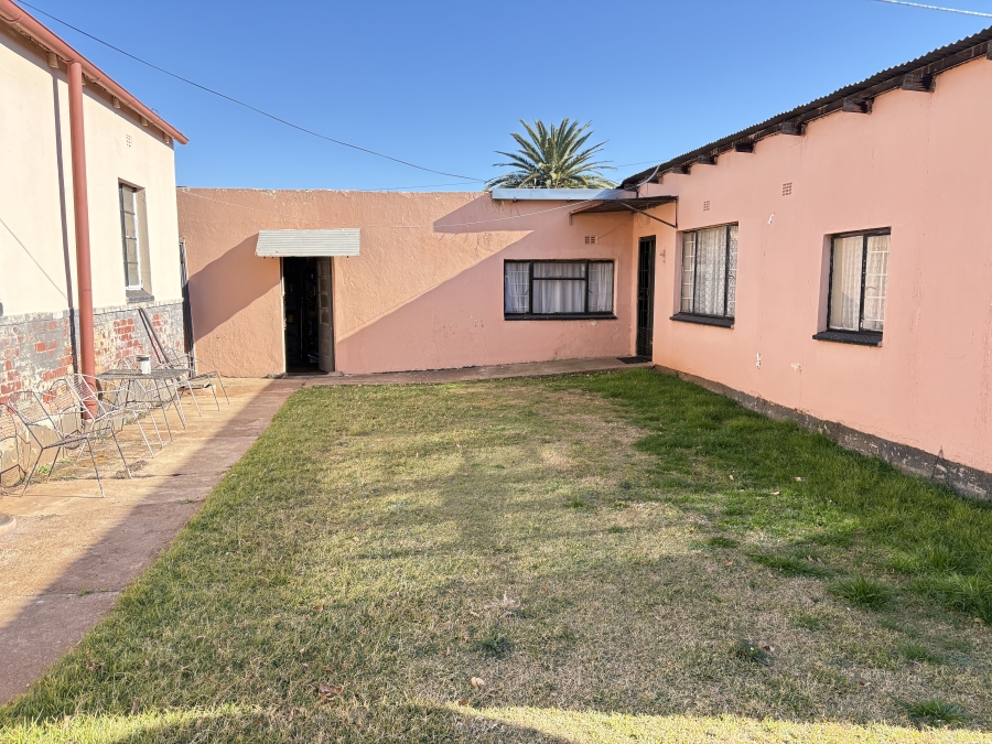 2 Bedroom Property for Sale in Roodepoort West Gauteng