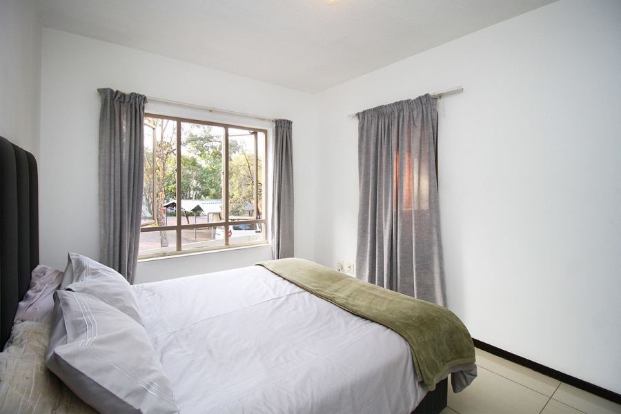 2 Bedroom Property for Sale in Lonehill Gauteng