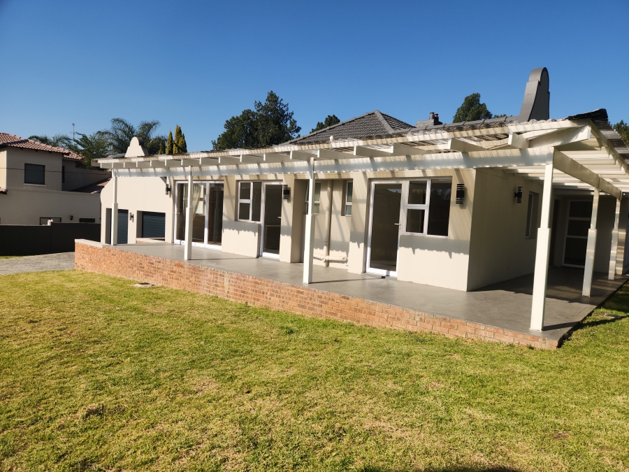 To Let 3 Bedroom Property for Rent in Thornhill Estate Gauteng